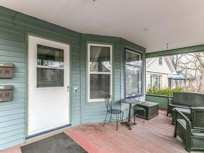 Foto del edificio - 1432 Williamson St