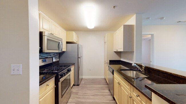 Interior Photo - Inwood West