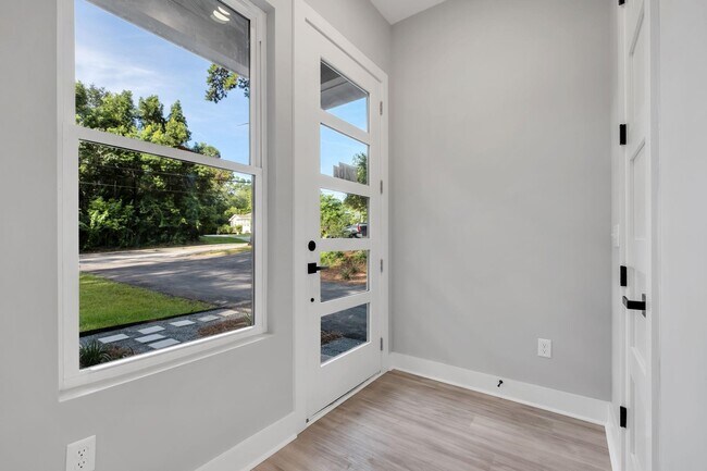 Foto del edificio - 226 E Bradford Rd