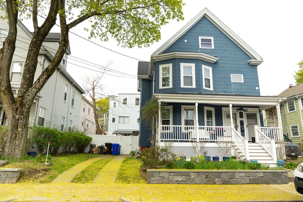 Foto principal - 40 Oak Square Ave