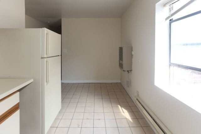 Foto del edificio - 850 W Cornelia Ave