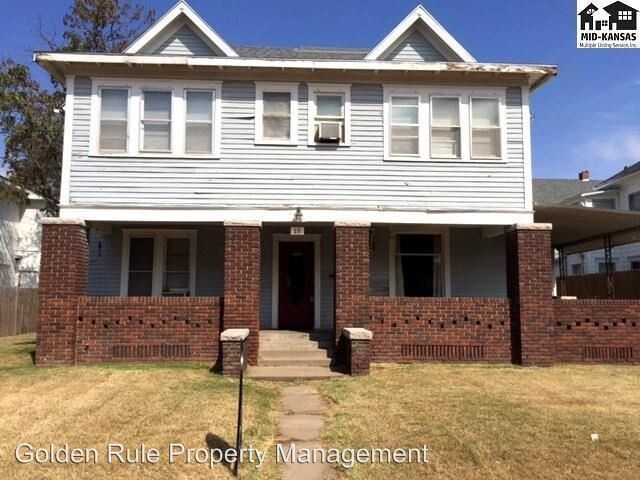 Primary Photo - 18 E 6th Ave