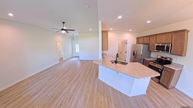 Building Photo - 25699 Raines Ave