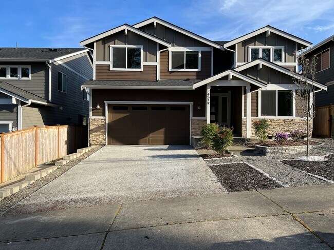 Building Photo - Applications Pending - Gorgeous Five bedro...