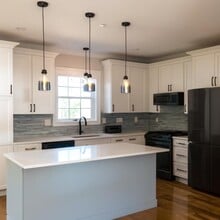 Building Photo - 159 Elm St