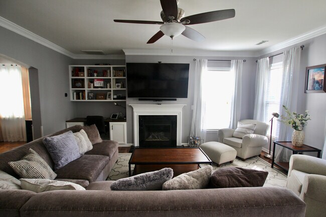 Foto del edificio - 12123 Monteith Grove Dr