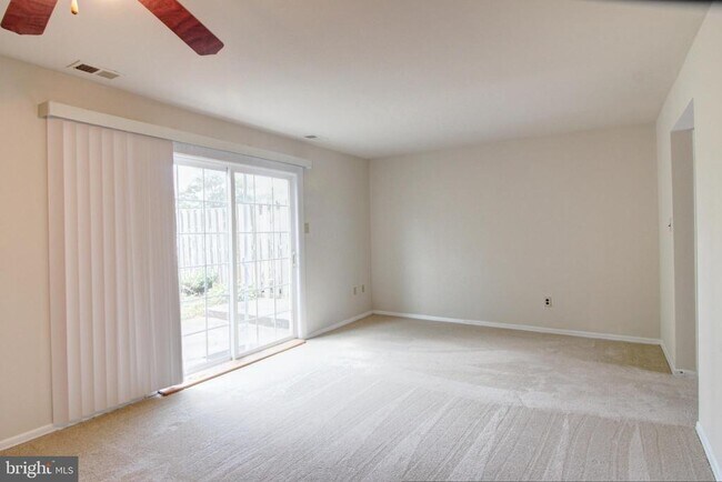 Building Photo - 8388 Revelation Ave