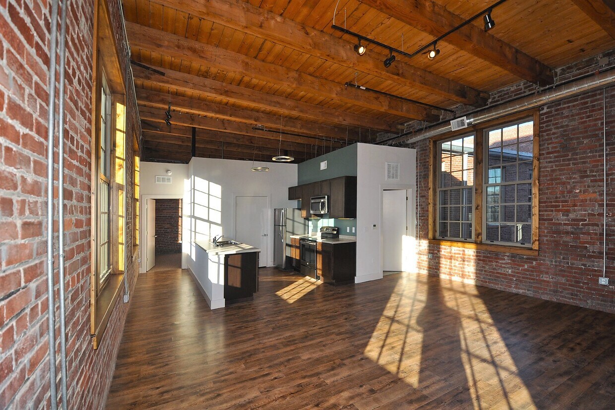 Stove Lofts Apartments in Leavenworth, KS