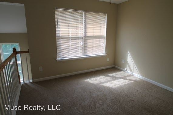 Building Photo - 1425 Autumn Creek Ct