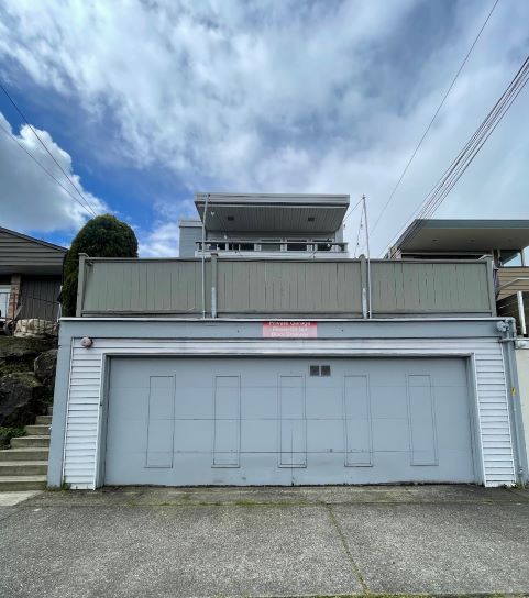 Building Photo - 2023 43rd Ave E