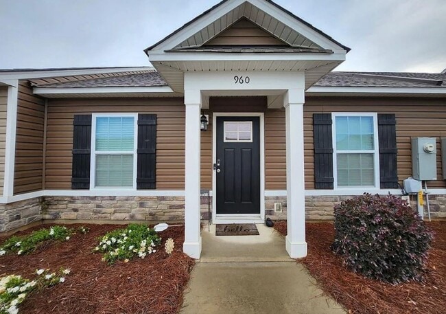 Building Photo - 960 Madrid Ct