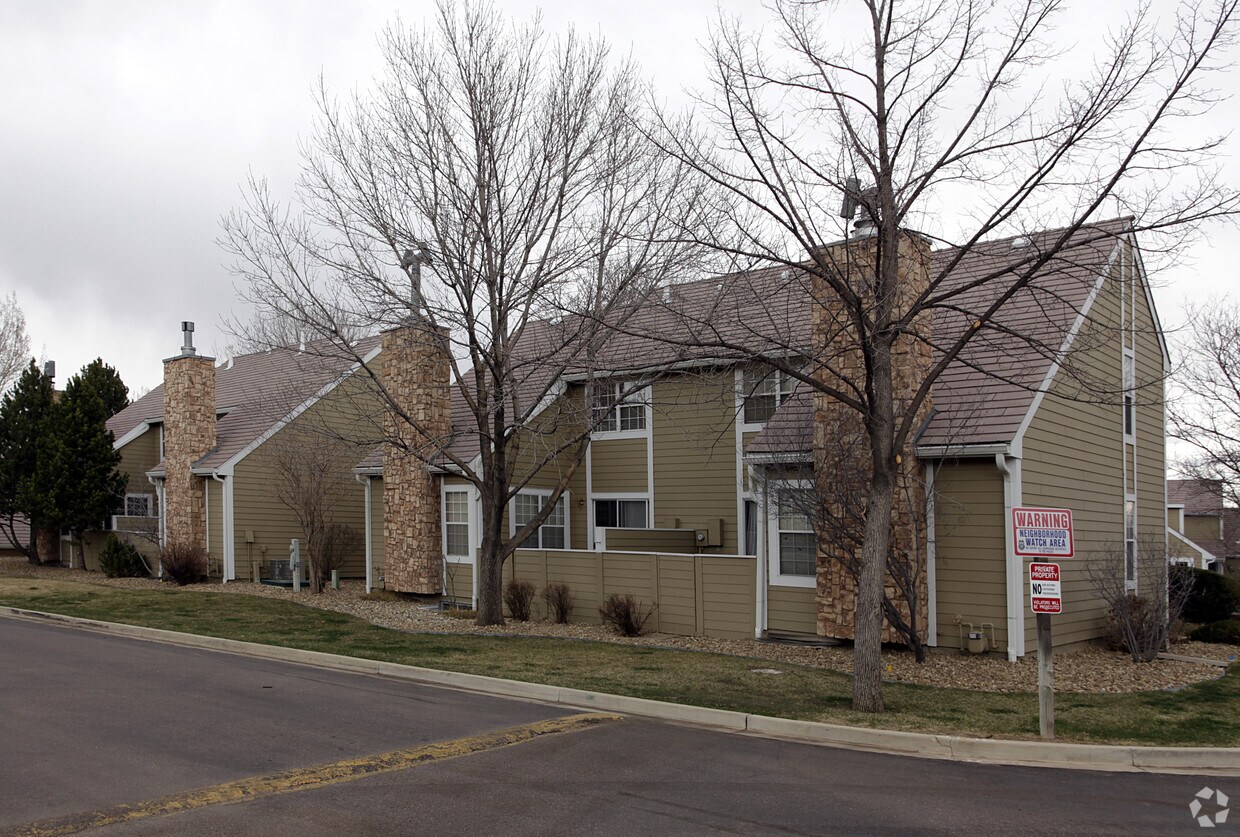 Cobblestone Townhomes Apartments in Colorado Springs, CO