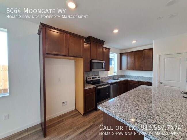 Foto del edificio - 8064 Moongate Wy