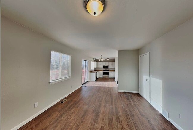 Foto del edificio - 1425 S Olathe Way