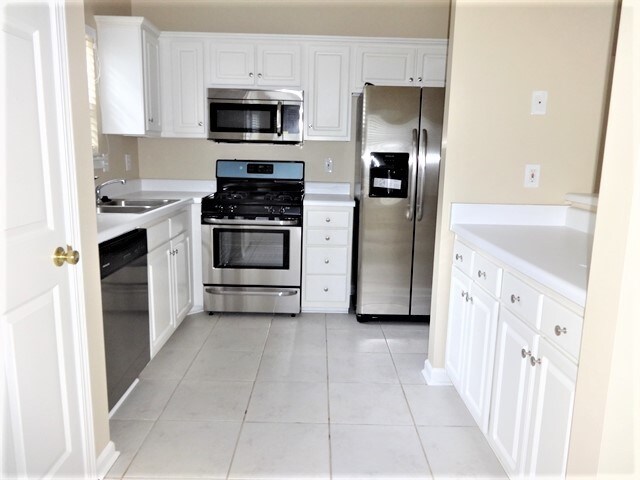 Foto del edificio - 3385 English Oaks Drive NW