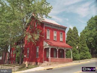 Primary Photo - 2738 Kutztown Rd