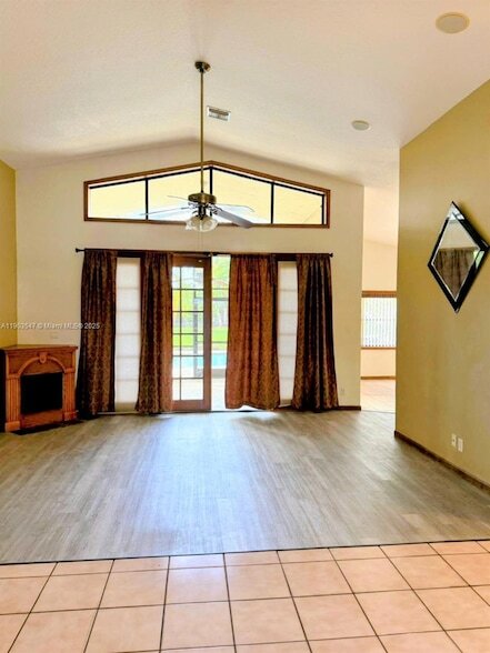 Foto del edificio - 2700 NW 112th Ave