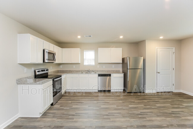 Building Photo - 35 L Gurley Ln