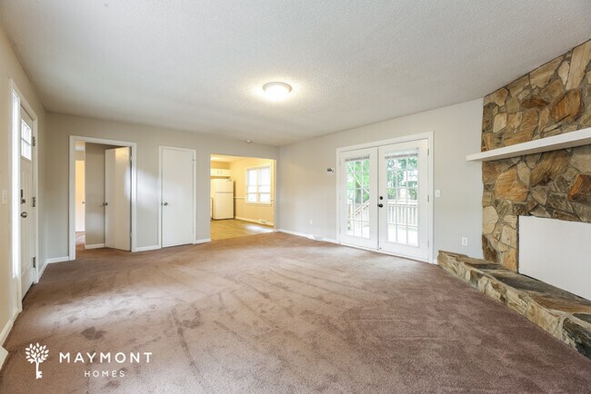 Foto del edificio - 421 Sellwood Cir