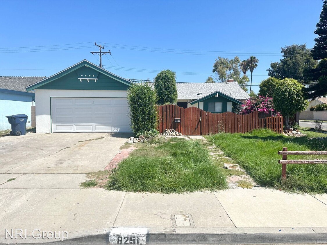 Primary Photo - 4 br, 2 bath House - 8251 Friesland Drive