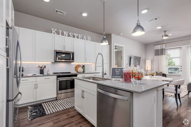 Interior Photo - Kinstead