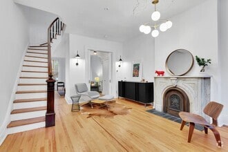 Building Photo - 1233 Bloomfield St