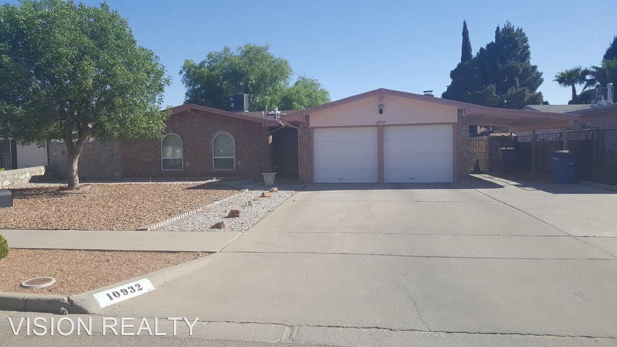 Primary Photo - 4 br, 2 bath House - 10932 Bob Stone