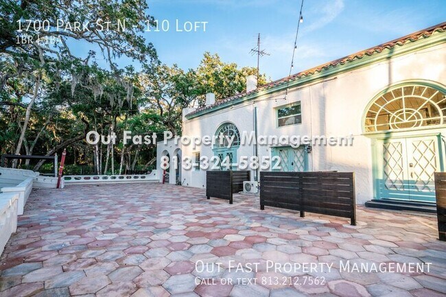 Foto del edificio - 1700 Park St N