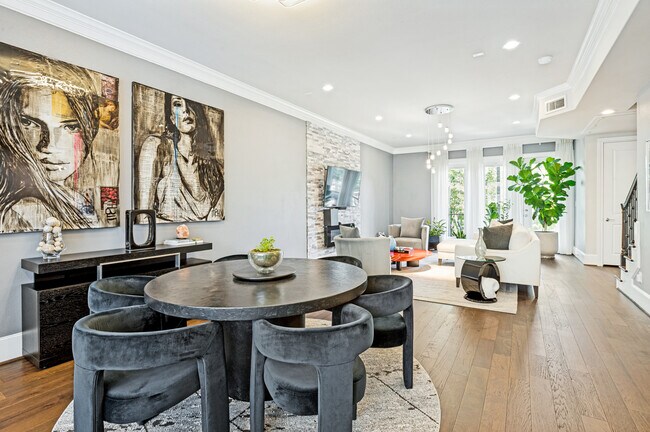 Foto del edificio - 2817 Shelby Ave