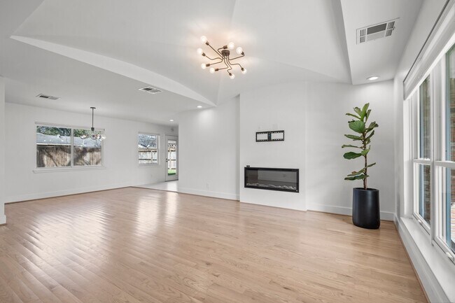 Foto del edificio - 2005 Sedgie Dr