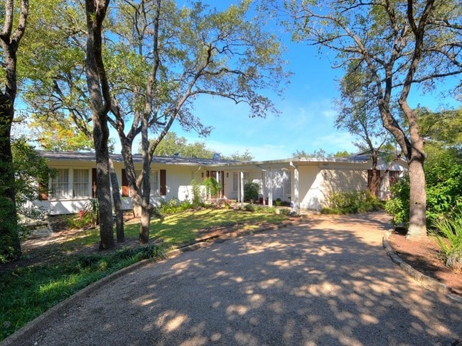Building Photo - 3427 Monte Vista Dr