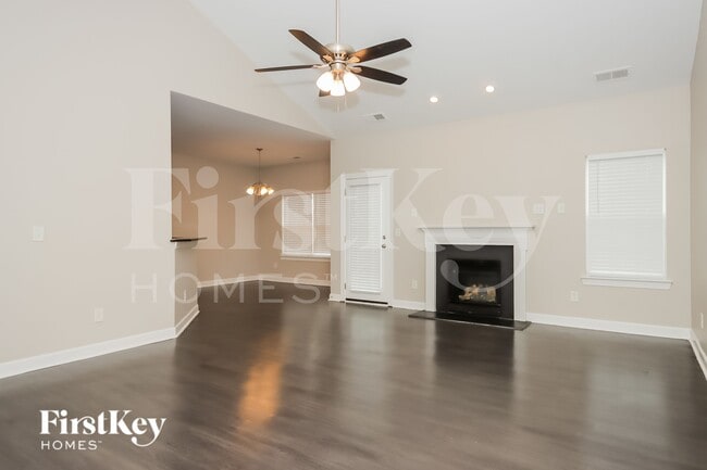 Building Photo - 109 Planters Dr