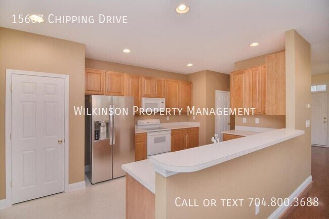 Foto del edificio - 15607 Chipping Dr