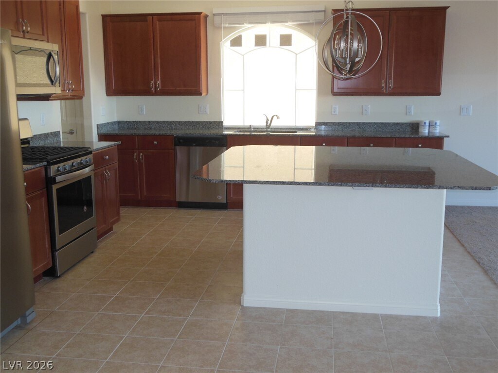 Foto del edificio - 6390 Jackson Spring Rd