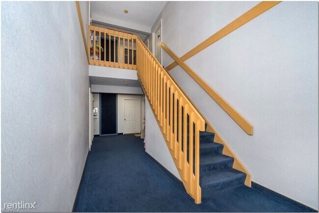 Building Photo - 2 br, 2 bath Condo - 27097 Oakwood Circle