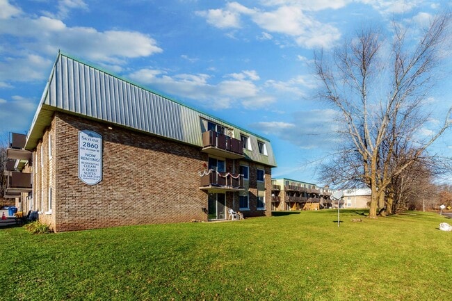 Photo du bâtiment - 6th Street Apartments