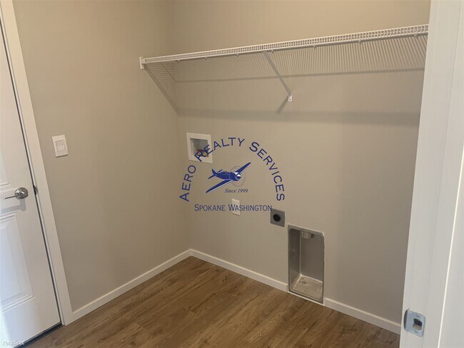 Foto del edificio - 3 br, 2 bath House - 8408 W Silver St