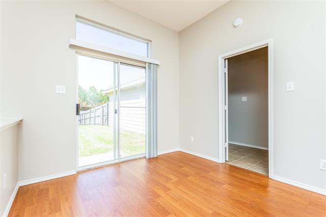 Foto del edificio - 2117 Hickory Ridge Dr