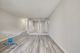 Building Photo - 8430 Cedros Ave