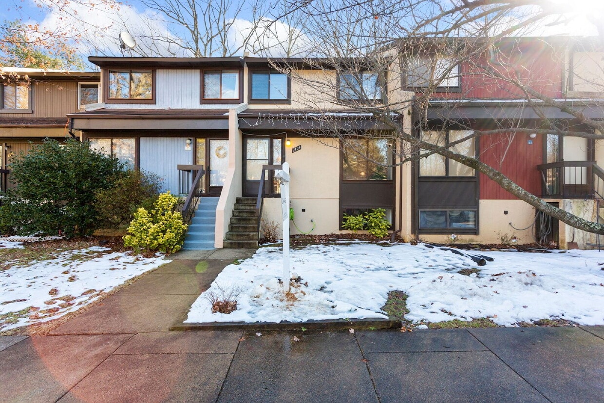Primary Photo - Welcome Home!