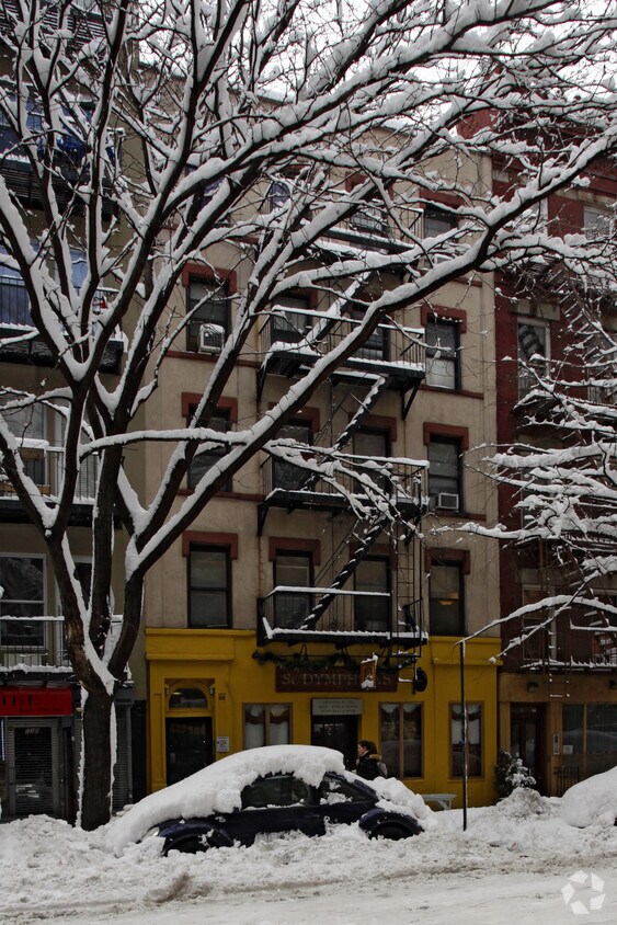 Foto del edificio - 118 St Marks Pl