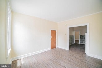 Building Photo - 2427 E Allegheny Ave