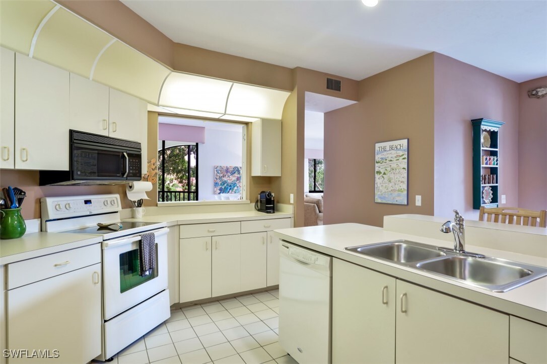 Primary Photo - 6500 Valen Way