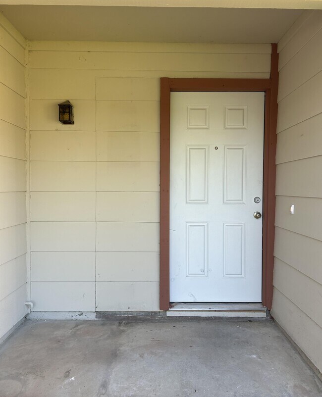 Photo - 5725 Kevinberg Dr House