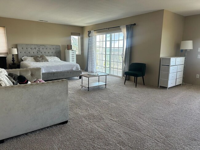 Foto del edificio - 2727 Bratton Valley Rd