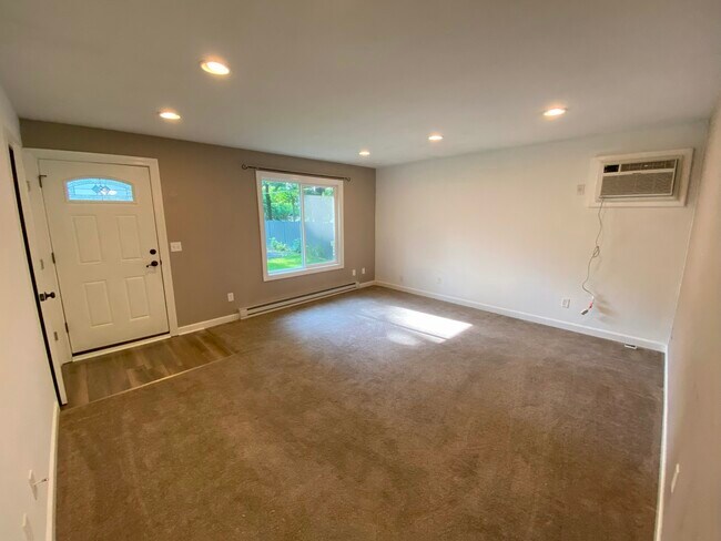 Foto del edificio - 511 Madison Ct