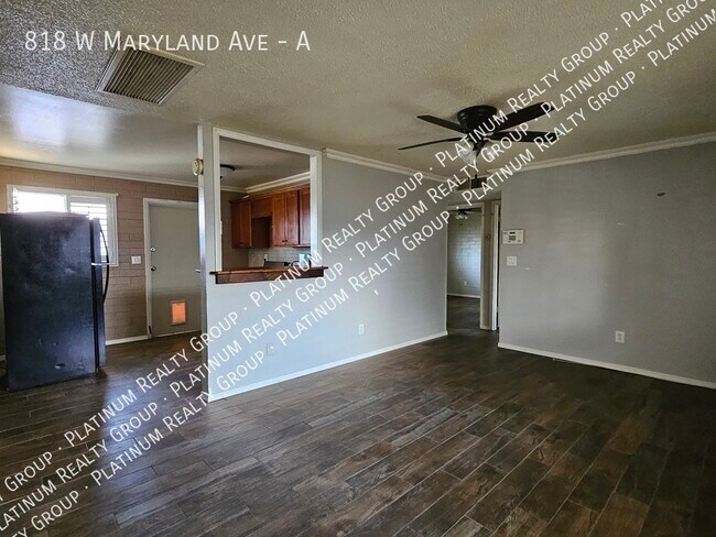 Foto del edificio - 818 W Maryland Ave