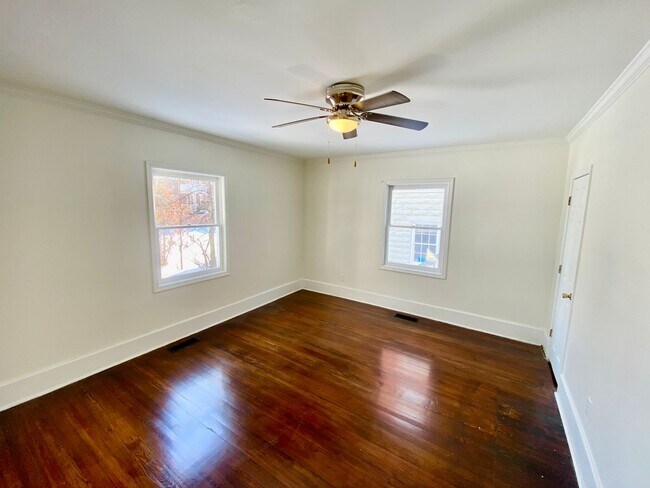 Building Photo - Historic Monroe Duplex