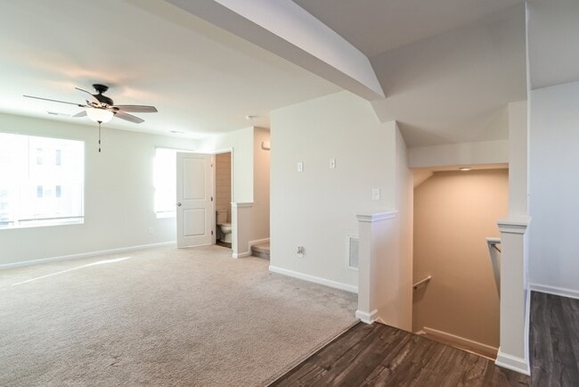 Foto del edificio - 804 Renee Ave