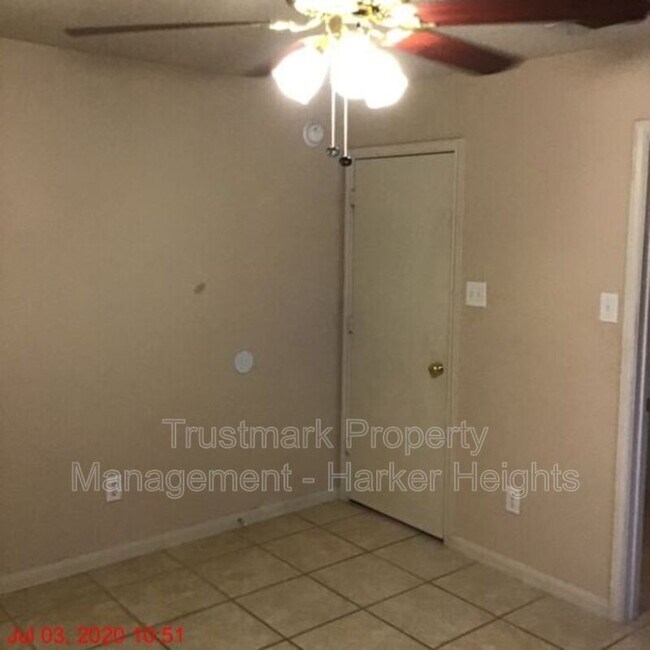 Building Photo - 2909 Blackburn Dr
